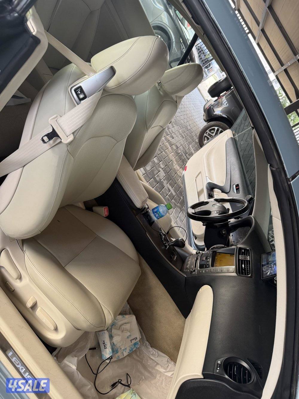 البيع لكزس موديل 2010 الدرجه الاوله شرط الغحص كل شي شغال3