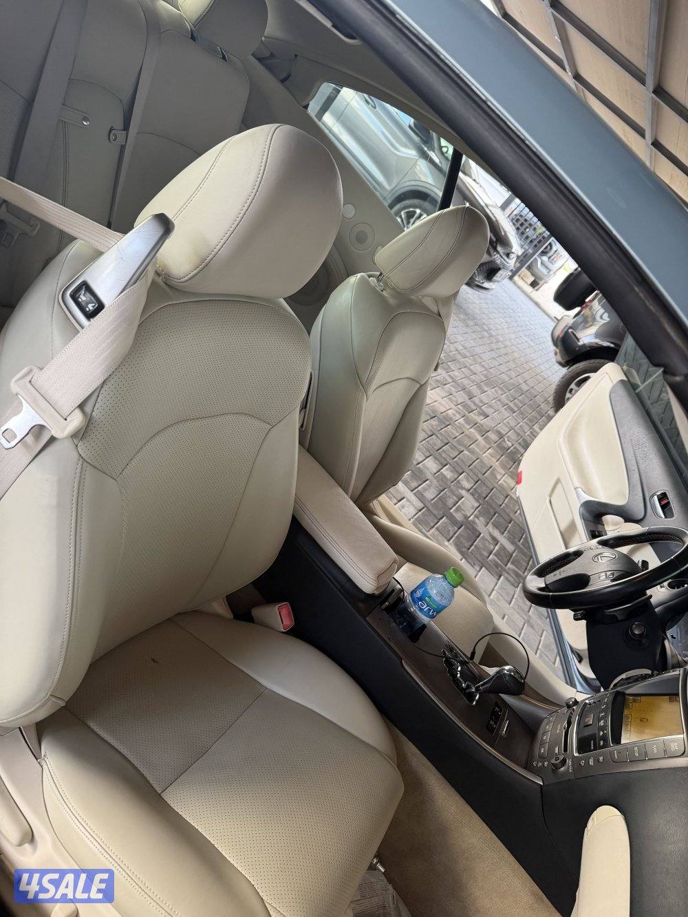 البيع لكزس موديل 2010 الدرجه الاوله شرط الغحص كل شي شغال4