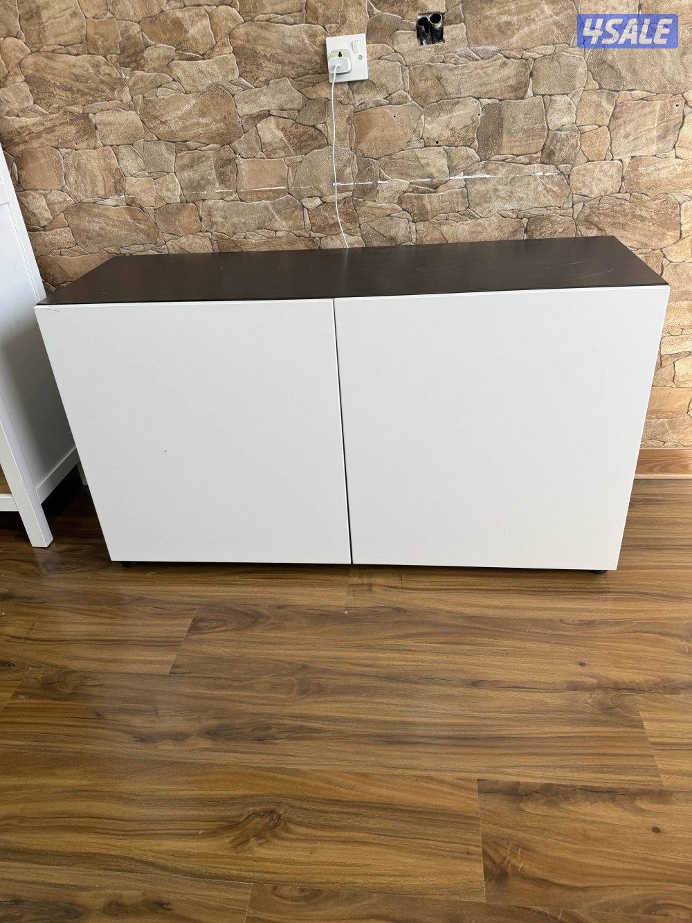 Samsung OLED 55 with IKEA Table9