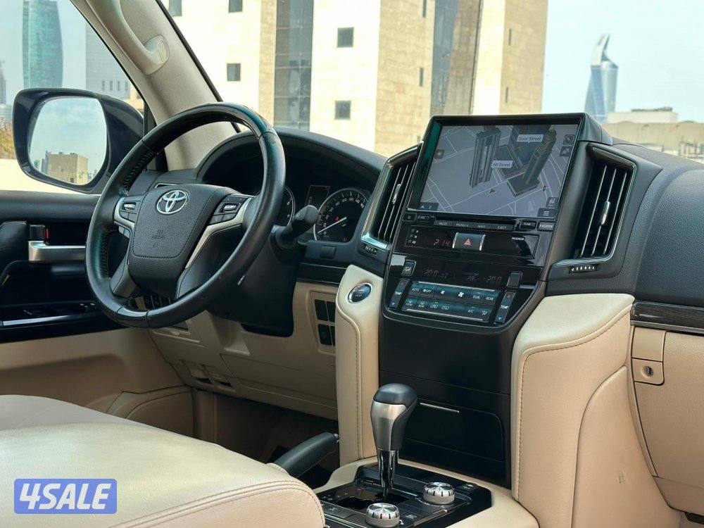 لاندكروزرGXR V8 GRAND TOURING موديل2020 عداد95الف الساير7
