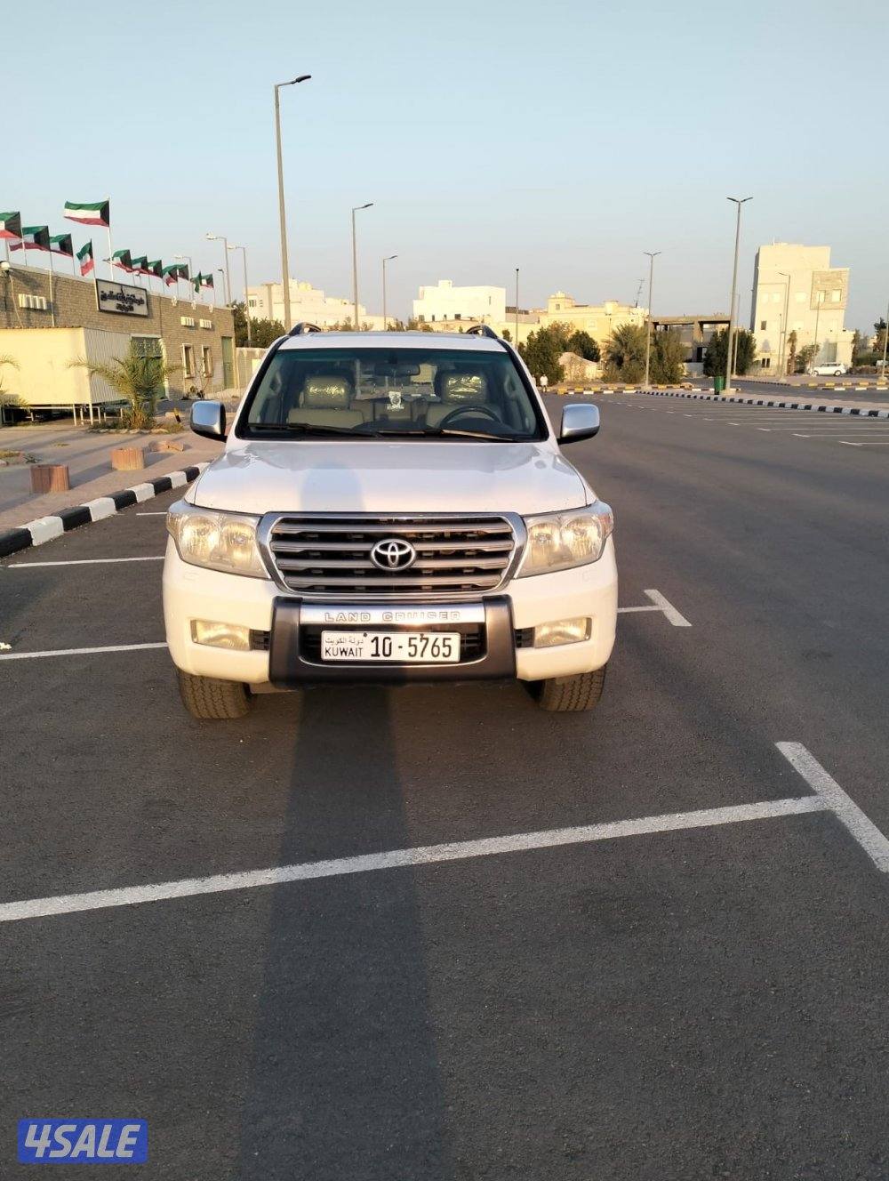 لاند VXR بحالة ممتازة2