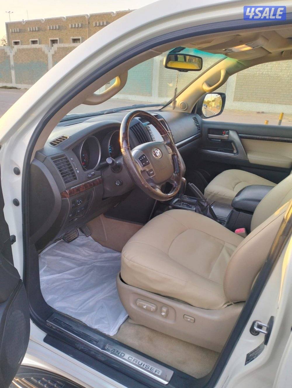 لاند VXR بحالة ممتازة7