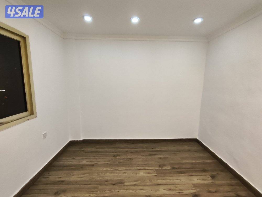 شقق لايجار حولي خلو وفاضي مساحه كبيره غرفة صاله حمام مطبخ باركن سيارات2