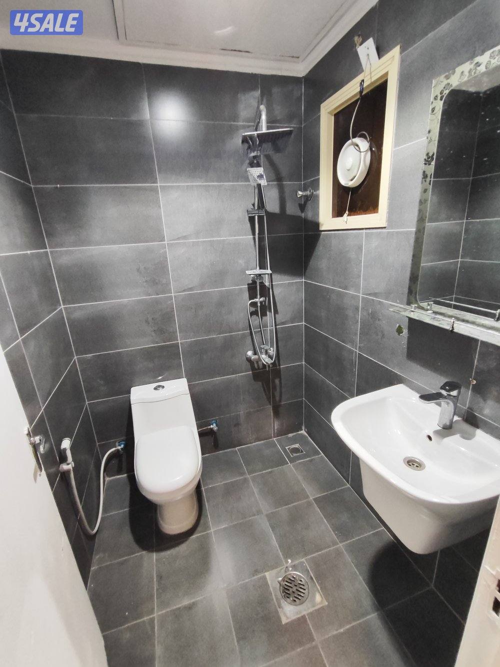 شقق لايجار حولي خلو وفاضي مساحه كبيره غرفة صاله حمام مطبخ باركن سيارات6