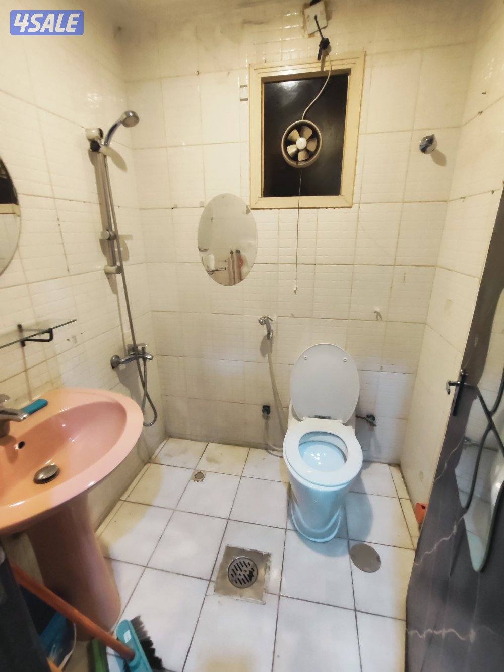 شقق لايجار حولي خلو وفاضي مساحه كبيره غرفة صاله حمام مطبخ باركن سيارات14