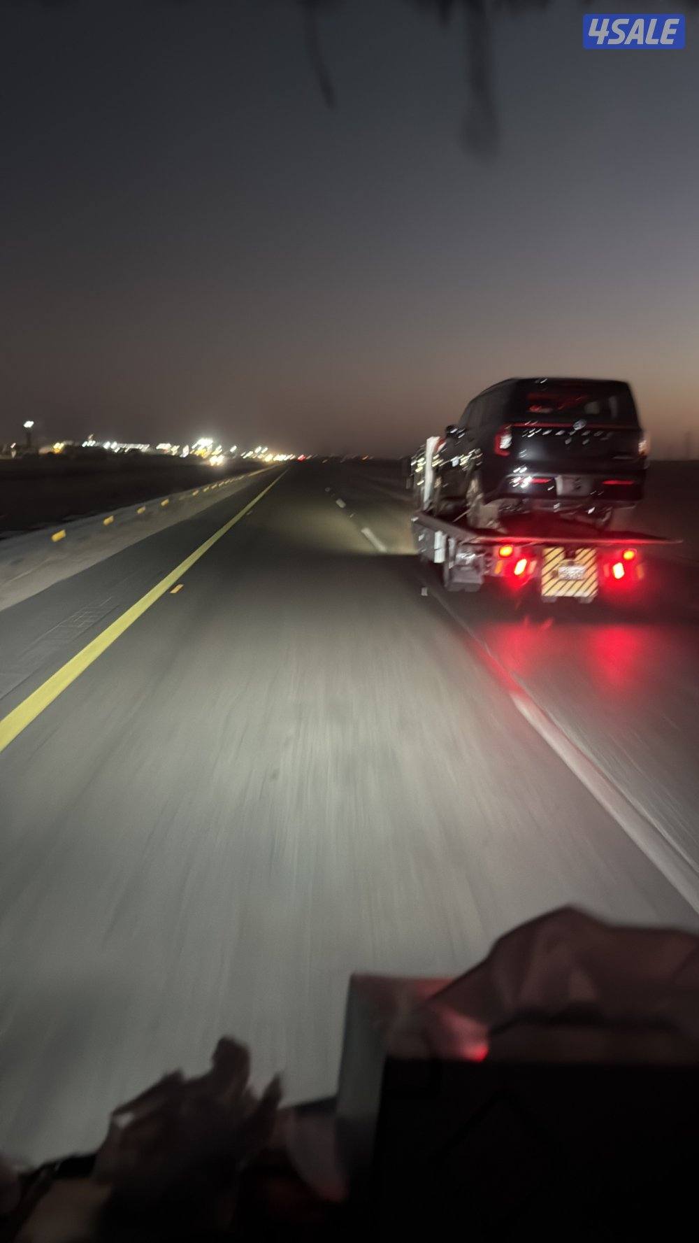 سطحه هودرليك لشحن وتصدير السيارات الي جميع دول الخليج سعوديه قطرالبحري1