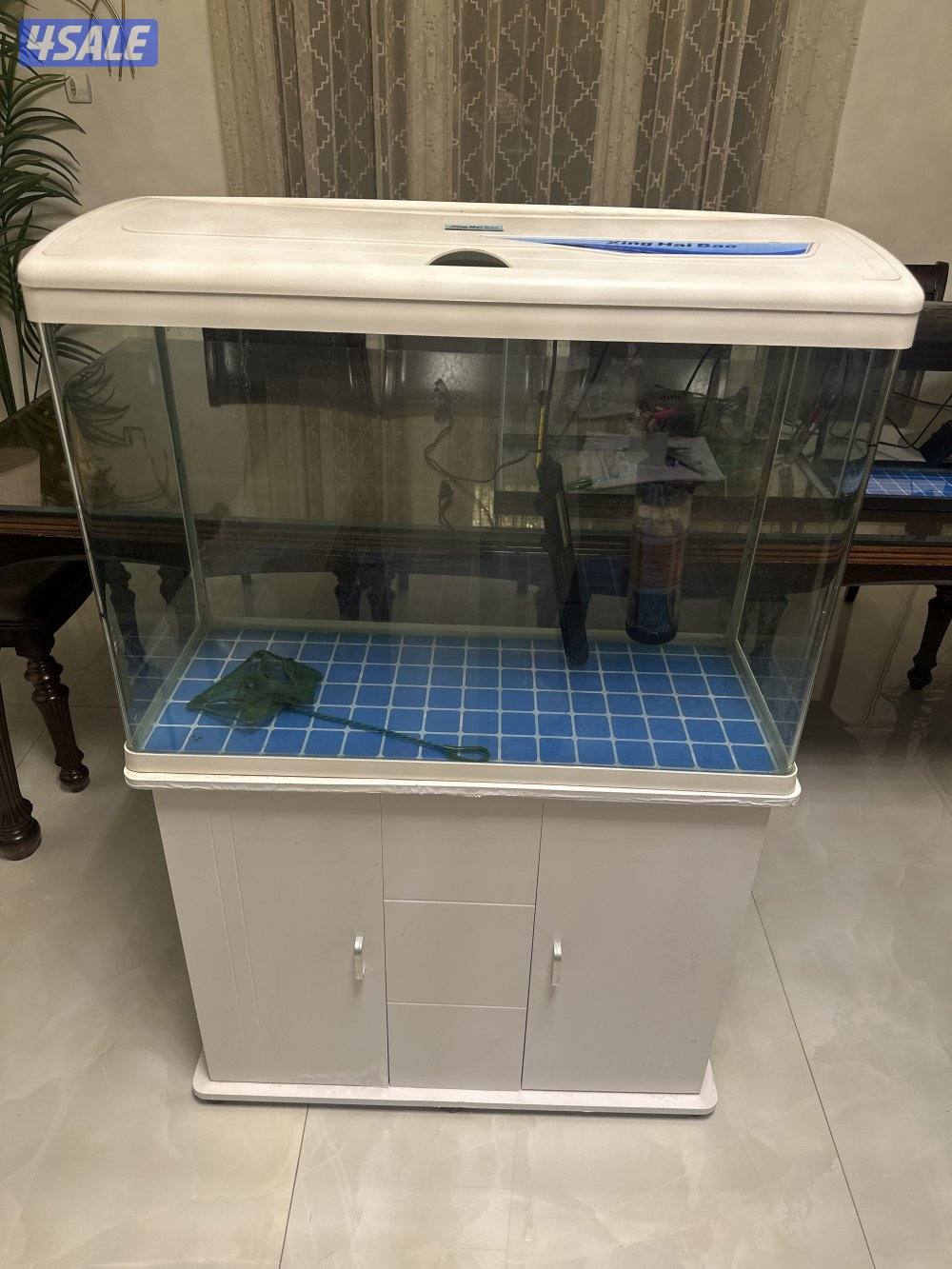 ثلاثة احواض و طاولة واحدة فلترين و ‏هيتارين ثلاث فلاتر و شبكيتين11