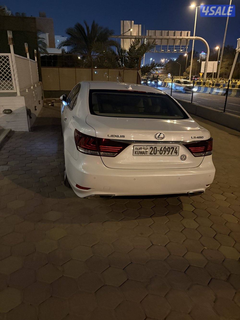 لكزس بحاله جيده مرفق الفحص1