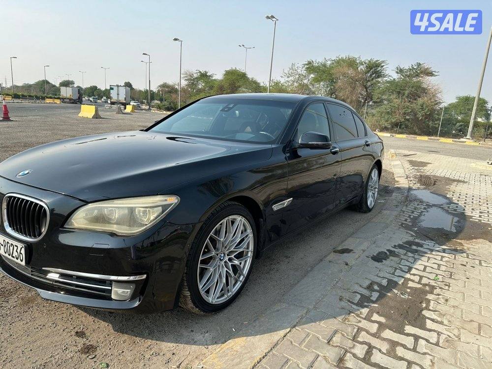 للبيع بي ام حجم 750 الفل الغانم0