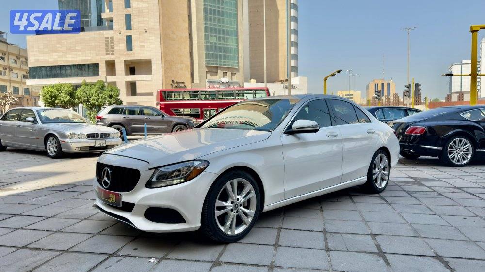 مرسيدس C 300/ موديل 2018/ عداد 155 ألف/ فل أبشن14