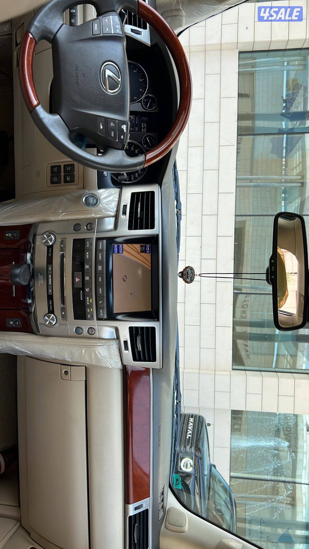 لكزس LX570 ، الدرجة الاولى ، بحالة الوكاله4