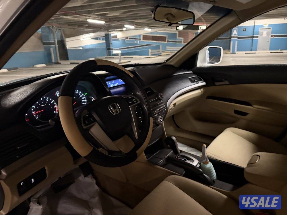 هوندا اكورد صبغ الوكاله موديل 2012 عداد قليل 122 الف سيرفس وكاله7