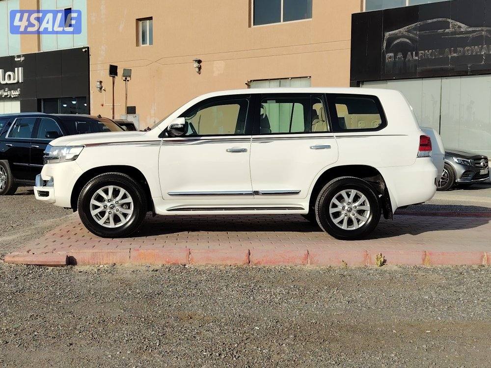 لاندكروزر 8 سلندر1