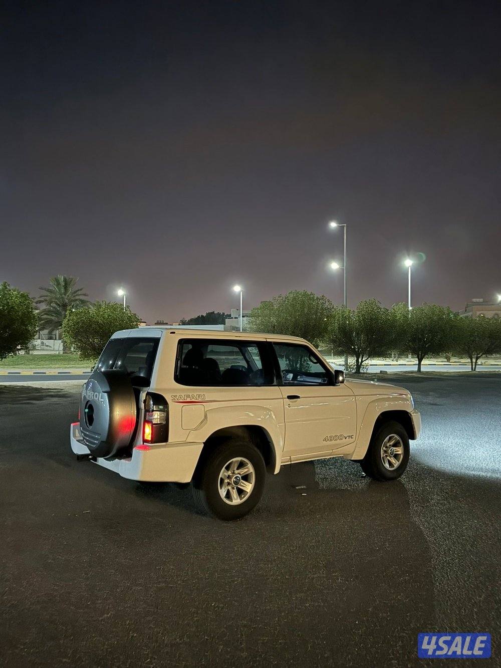 للبيع سفاري فتك 2016 باب7