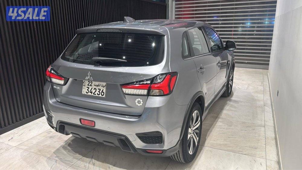 للبيع 2023 ميتسوبيشي ASX بحالة الوكالة عدد 6 سيارات14