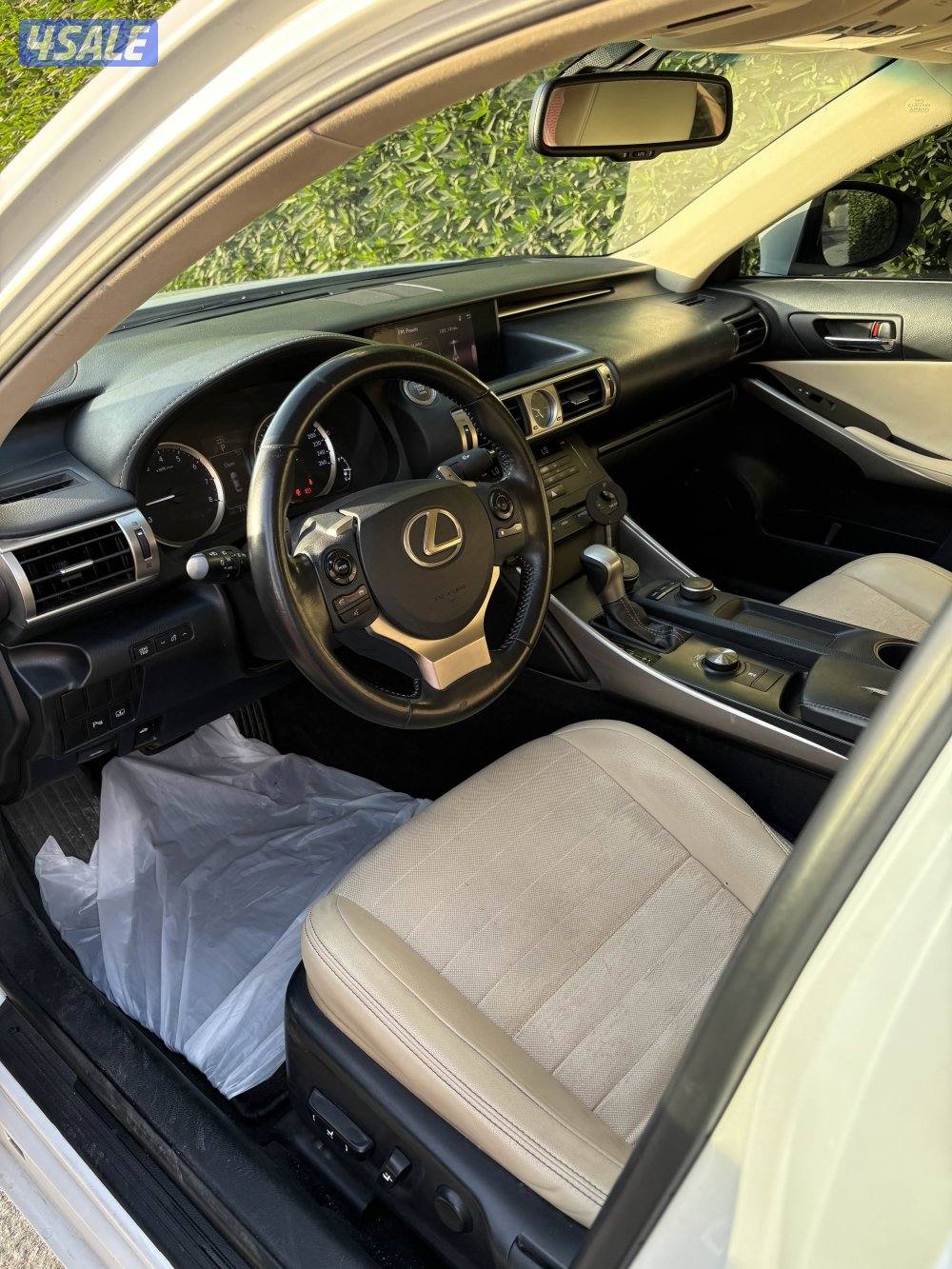 للبيع لكزس IS 20152