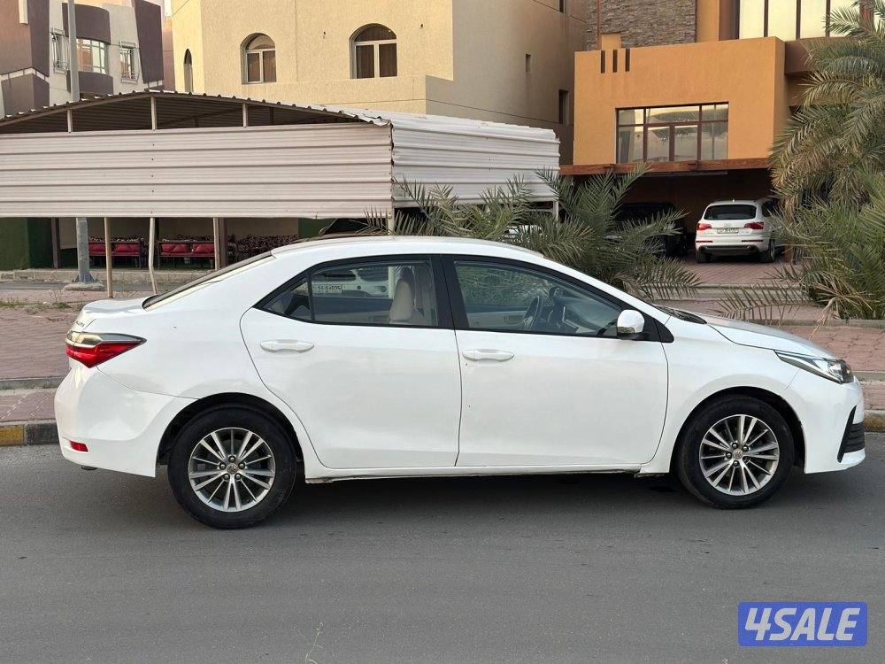 تويوتا كورولا 20185