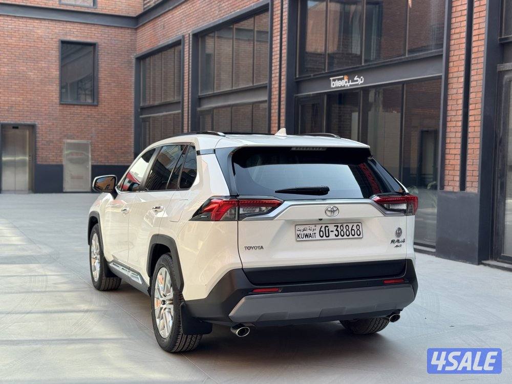 راف 4 الفل اعلى درجة بانوراما عداد 58 الف فقط سيرفيس وكالة صبغ الوكالة3