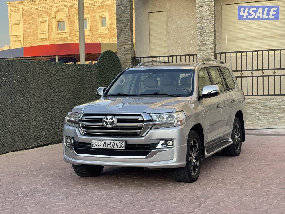 لاندكروزر VXR1