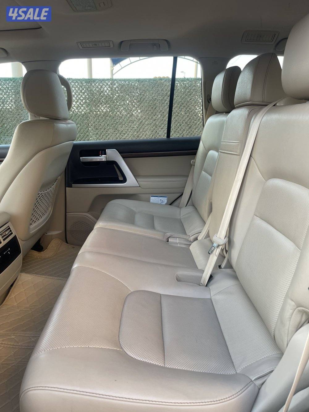 لاندكروزر VXR8