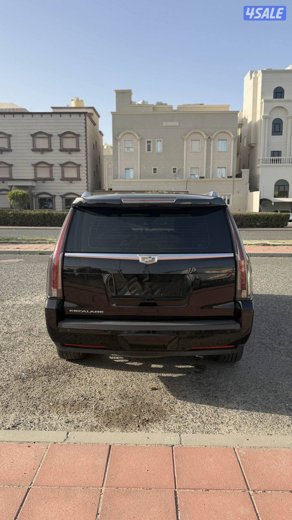 للبيع إسكاليد بريميوم ٢٠١٧ اسود0