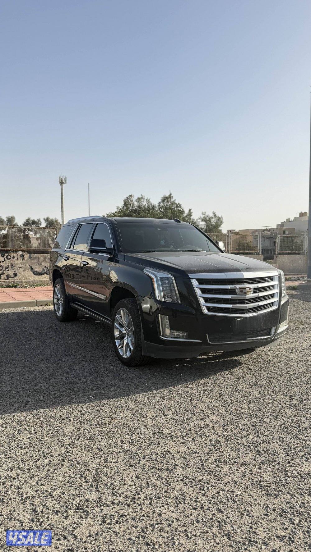 للبيع إسكاليد بريميوم ٢٠١٧ اسود1