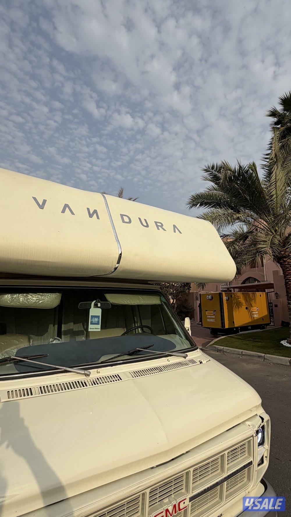 كرفان فان gmc1