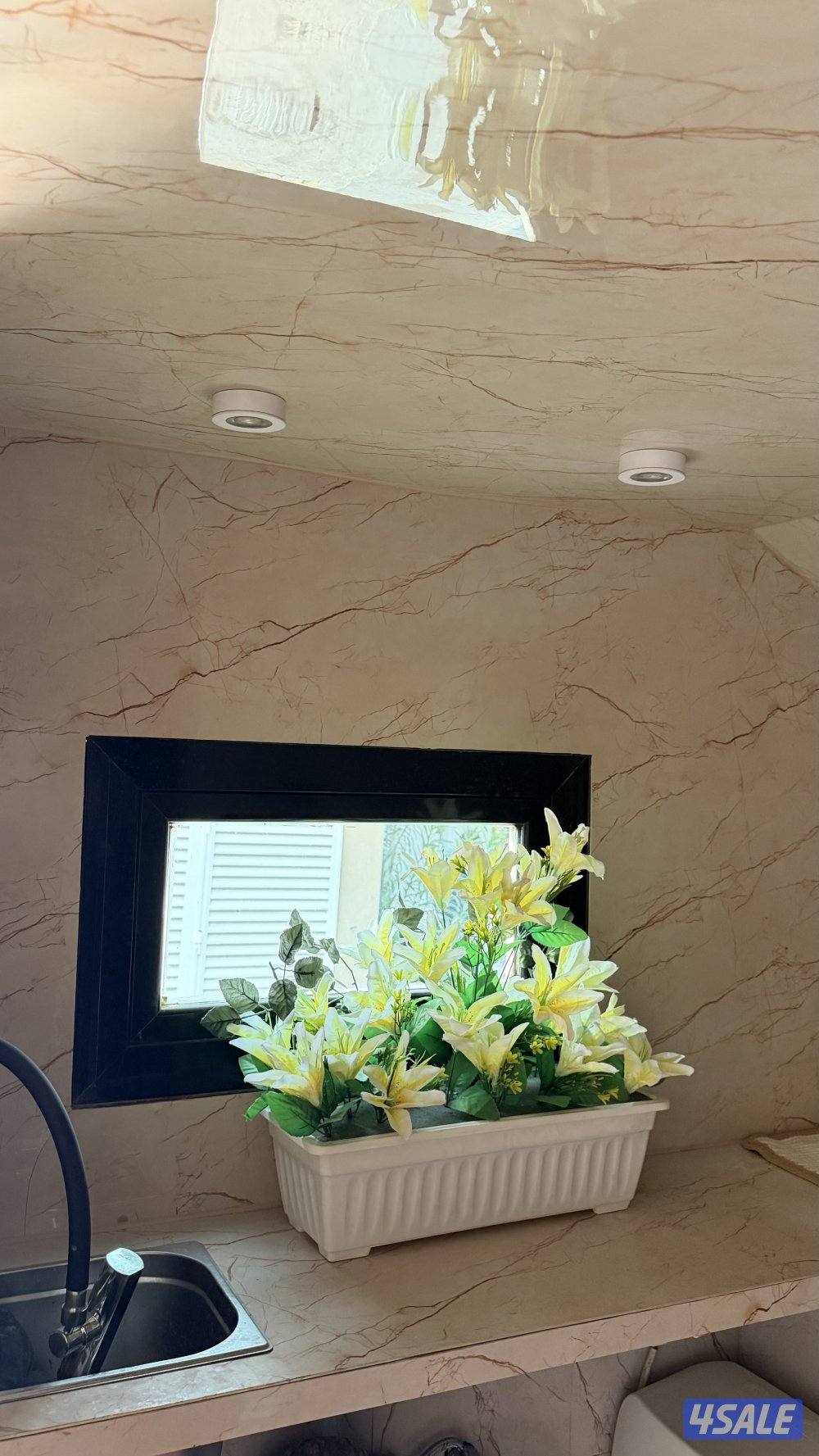 كرفان فان gmc8