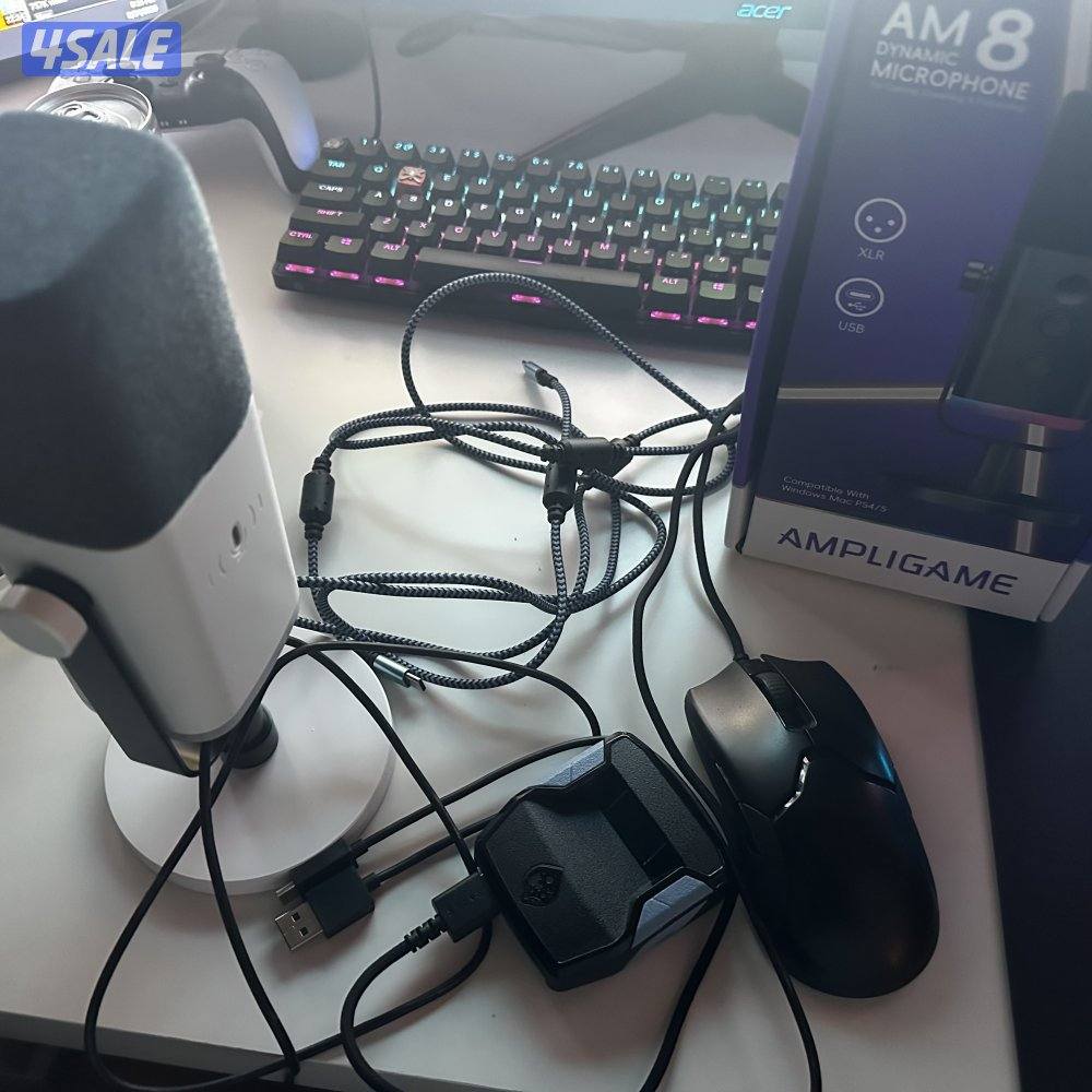 كرونس زن مع ماوس ريزز فايبر و مايك2