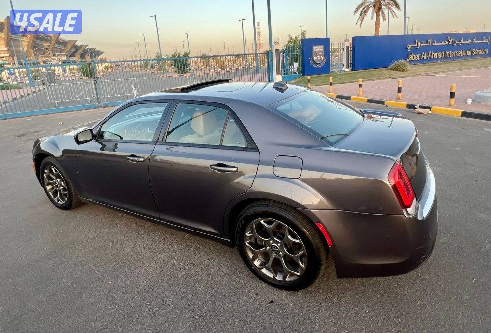 للبيع كرايزلر c300s3