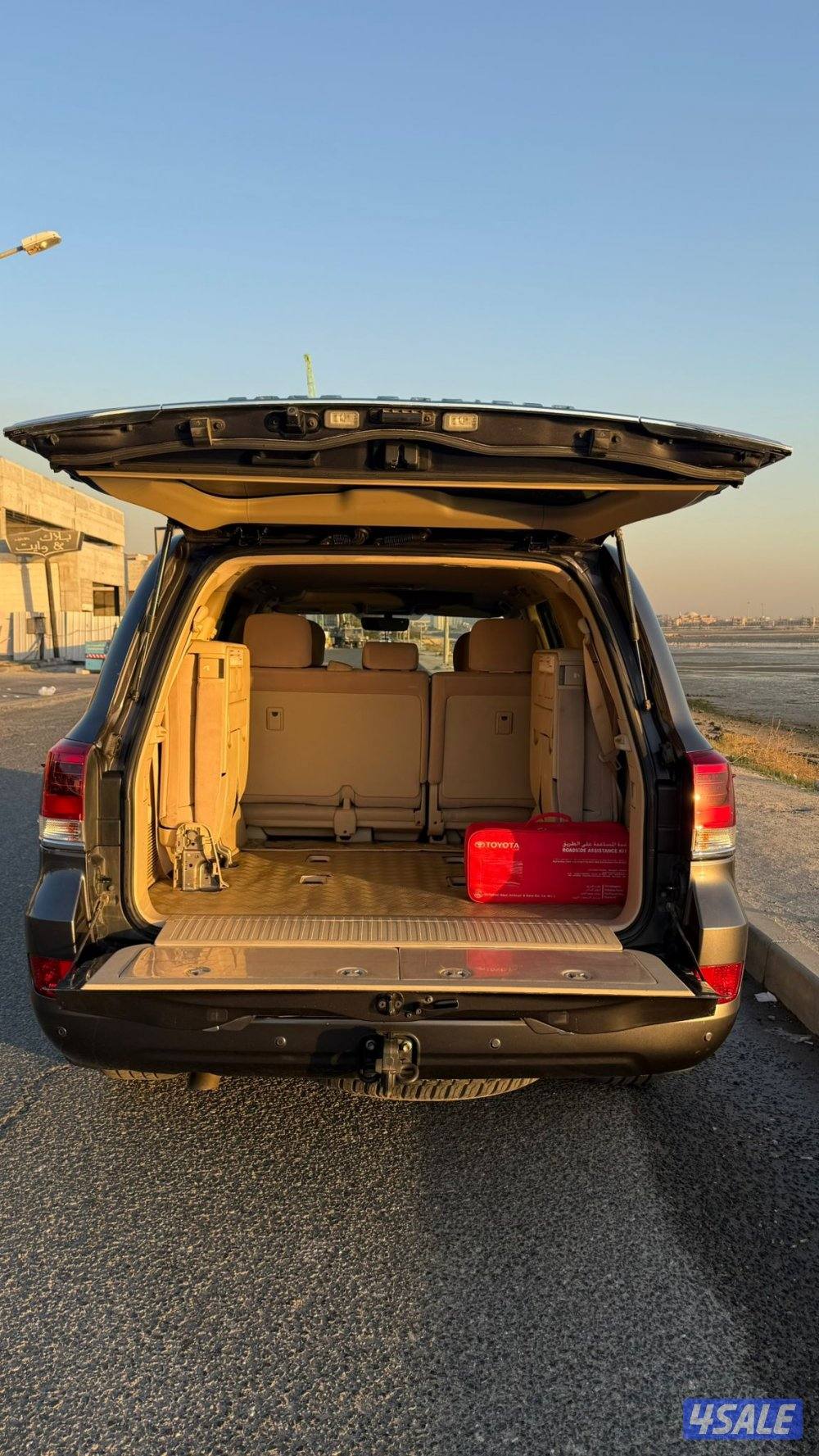 لاندكروزر 2019 واردالساير GXR
بحاله الوكاله
واتساب فقط5