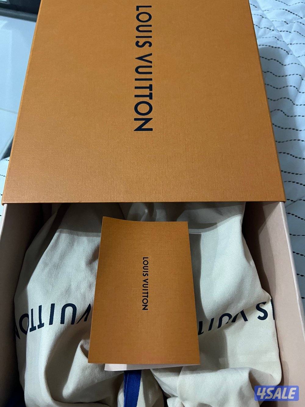 حذاء LV أصلي مع الفاتورة3