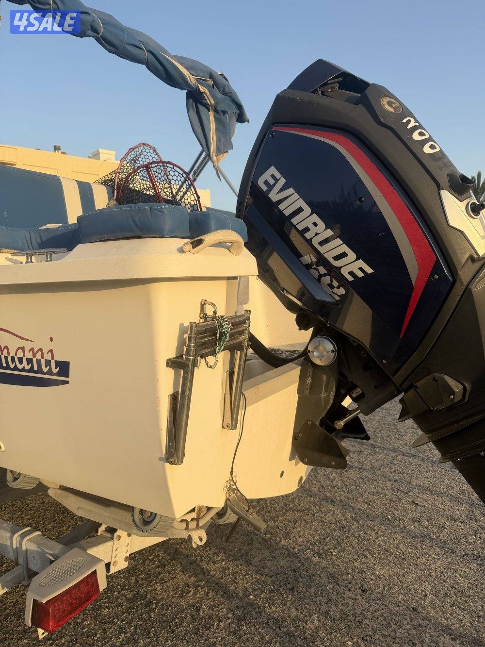 عماني ٢٠ قدم قياده نص0