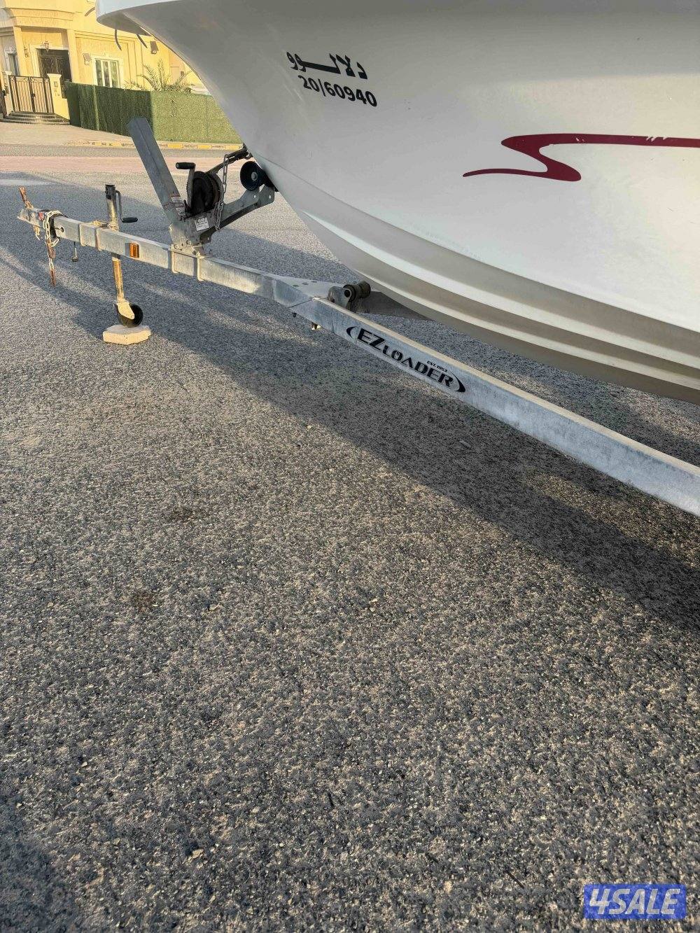 عماني ٢٠ قدم قياده نص2