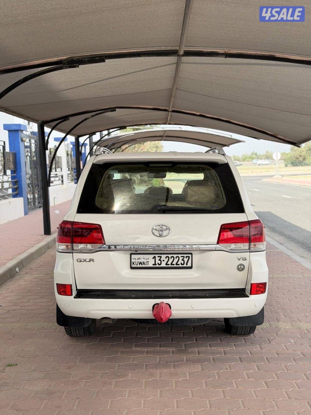 لاند كروزر 2016 G.XR وارد الساير V84