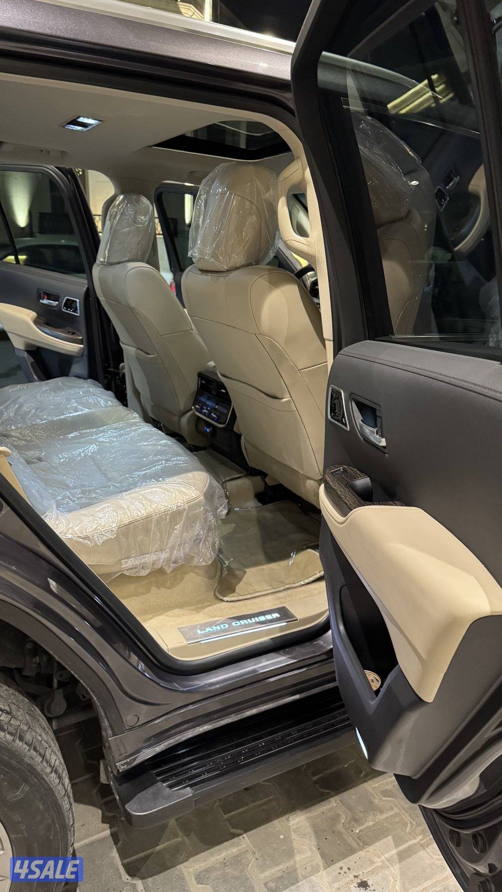 Land Cruiser VX , 72000 km7