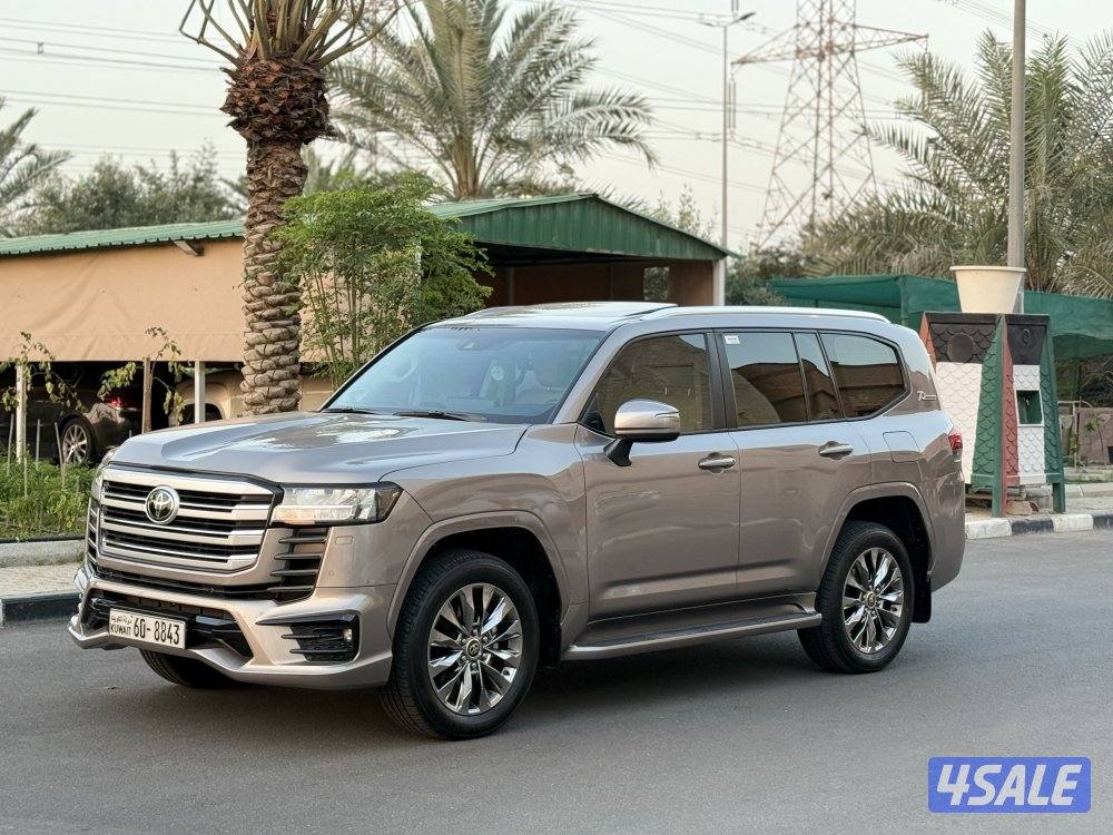 لاندكروزر تون تيربو ايرو S موديل 2022 ماشي 46 الف صبغ الوكالة1