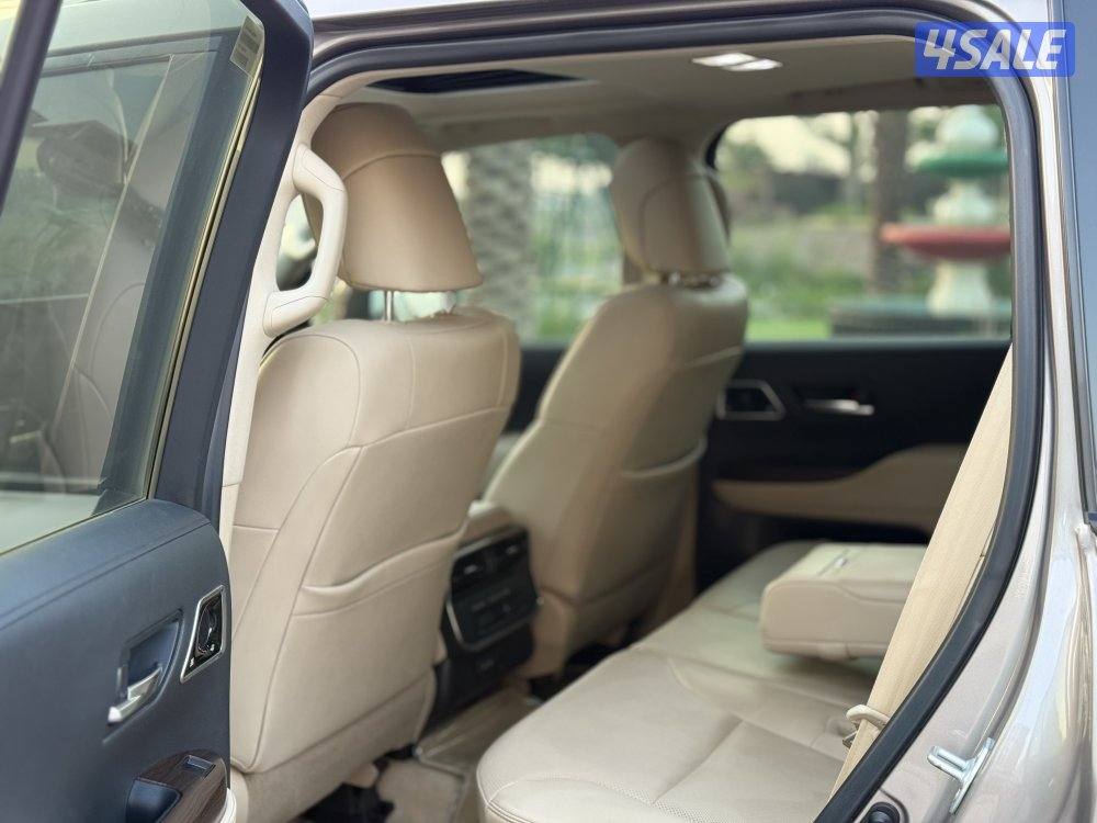 لاندكروزر تون تيربو ايرو S موديل 2022 ماشي 46 الف صبغ الوكالة8