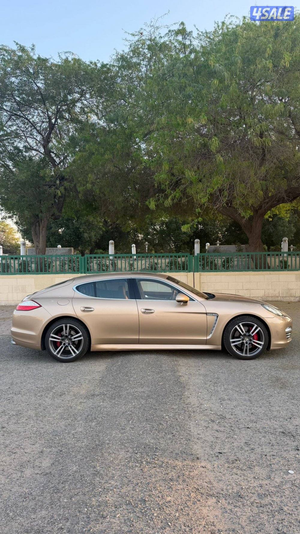 للبيع بورش بانميرا فور اس 2012 بحالة ممتازة4