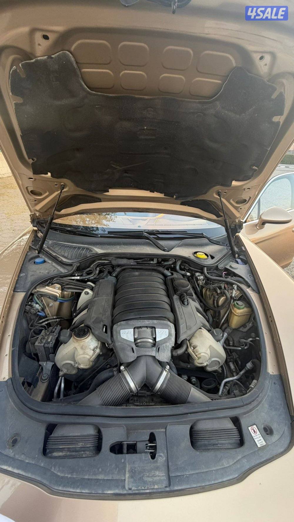 للبيع بورش بانميرا فور اس 2012 بحالة ممتازة9