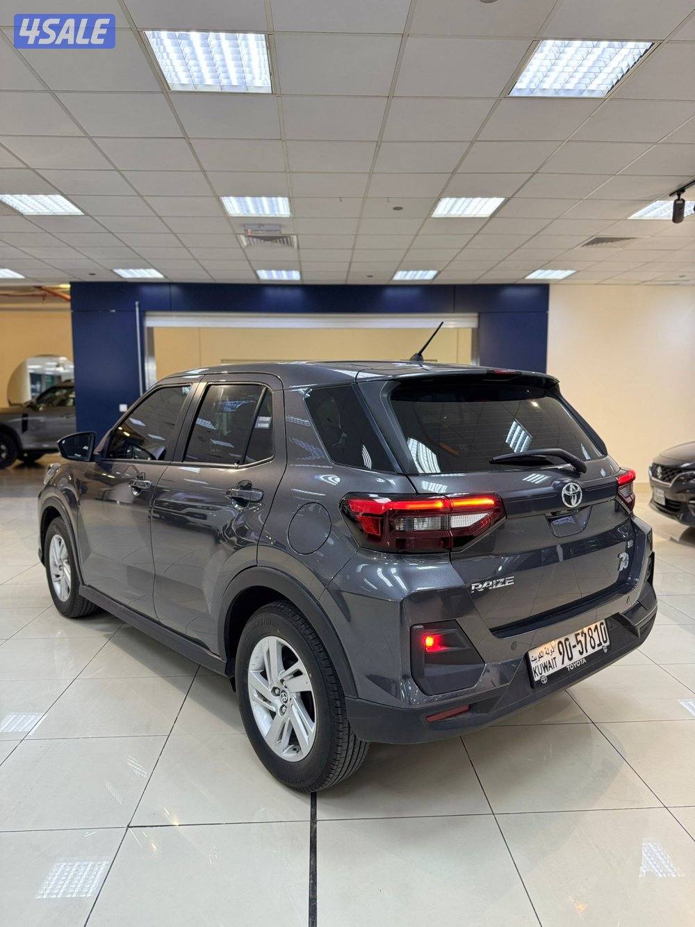 toyota RAIZE5