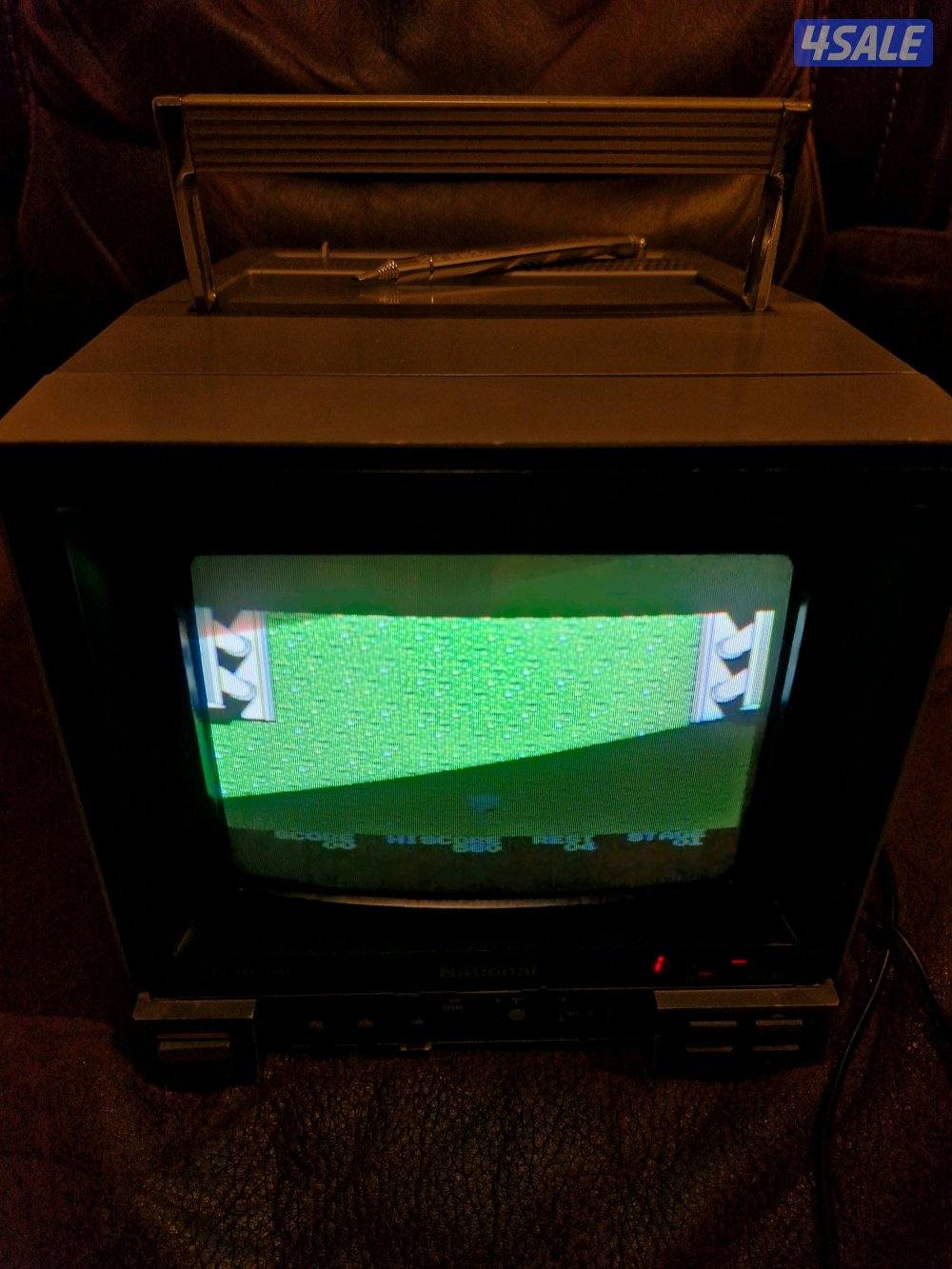 للبيع تلفزيون ناشيونال قديم وبعض الالعاب القديمه0