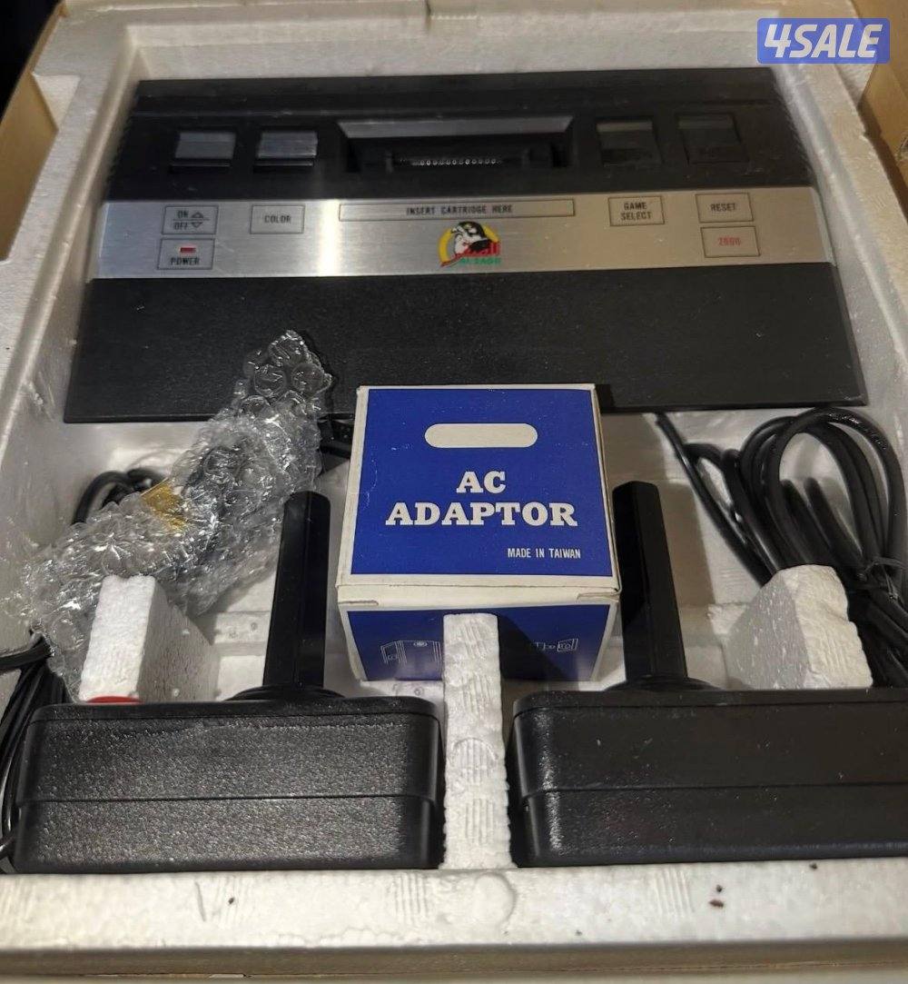 للبيع تلفزيون ناشيونال قديم وبعض الالعاب القديمه6