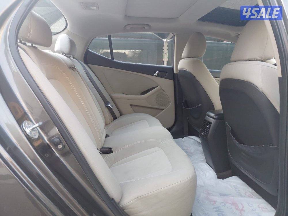 منطقه السره ق1 موديل 2012 فل ابشن الدرجه الأولي عداد 140.000 km9