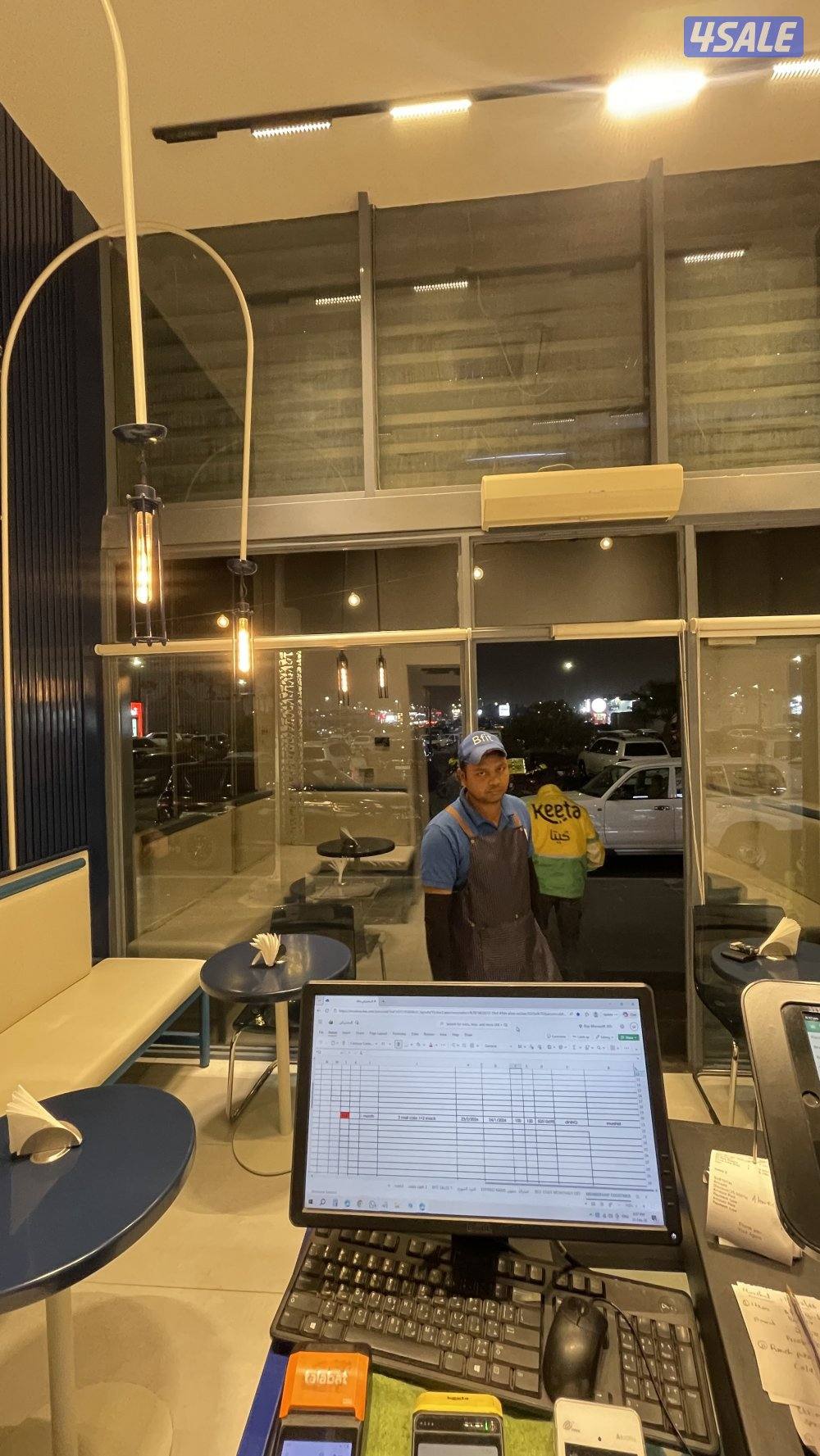 مطعم وجبات صحية للبيع1