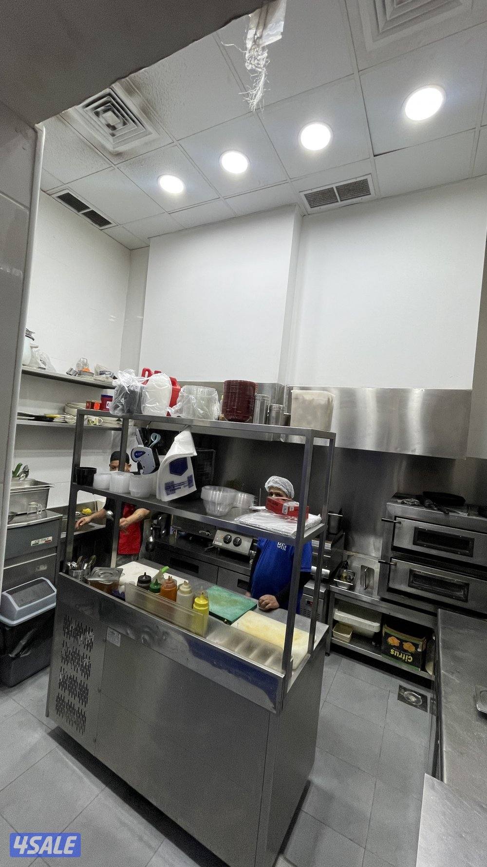 مطعم وجبات صحية للبيع11