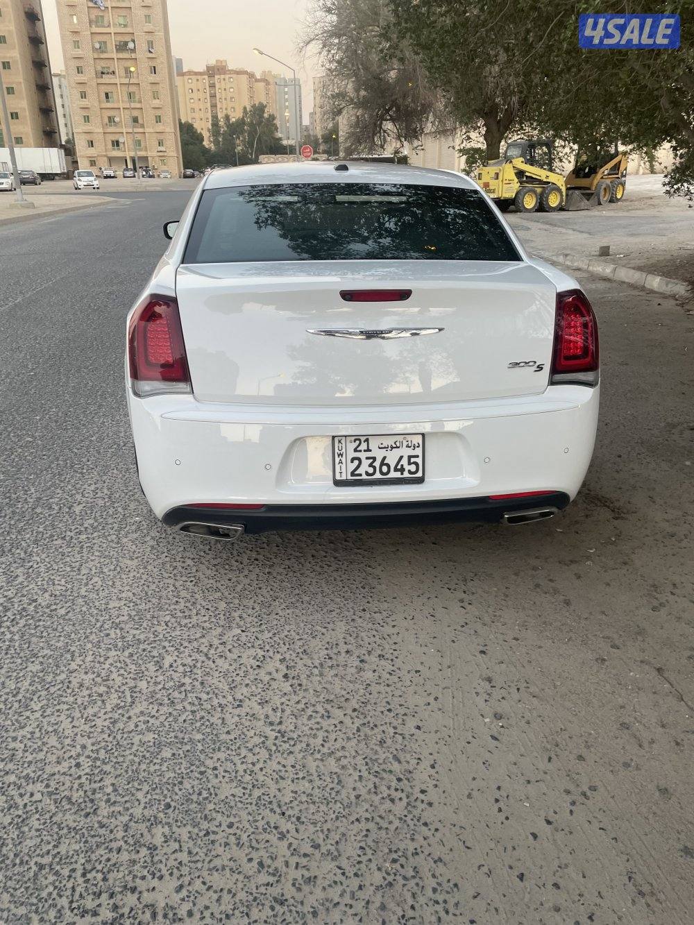 للبيع كرايلزر م/2021 عداد103 السياره بحاله الوكاله شرط الفحص الكامل3