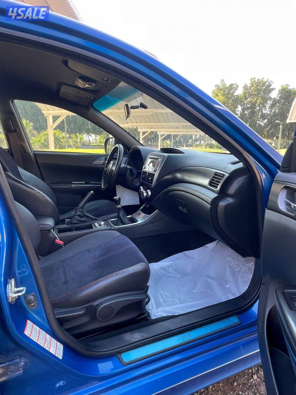 للبيع سبارو امبريزا 2012شرط الفحص الممشى 1429