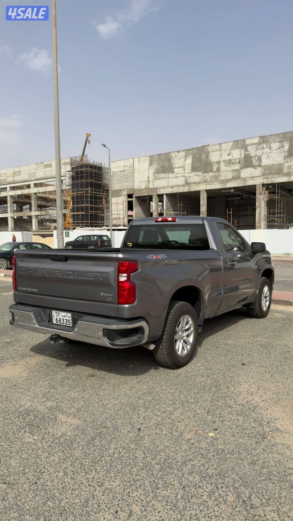 سلفرادو 2020 LT ماشي 143 الف كامل المواصفات الفل ( دبل ) المالك الاول2