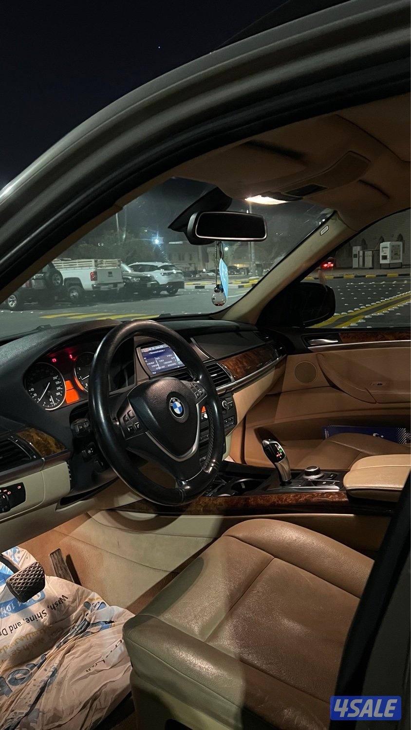 بي ام دبليو x54